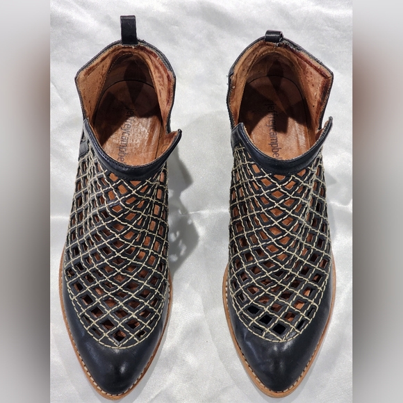 JEFFREY CAMPBELL | Taggart Ankle Bootie | Black and Tan | Womens 7.5 - Picture 11 of 12